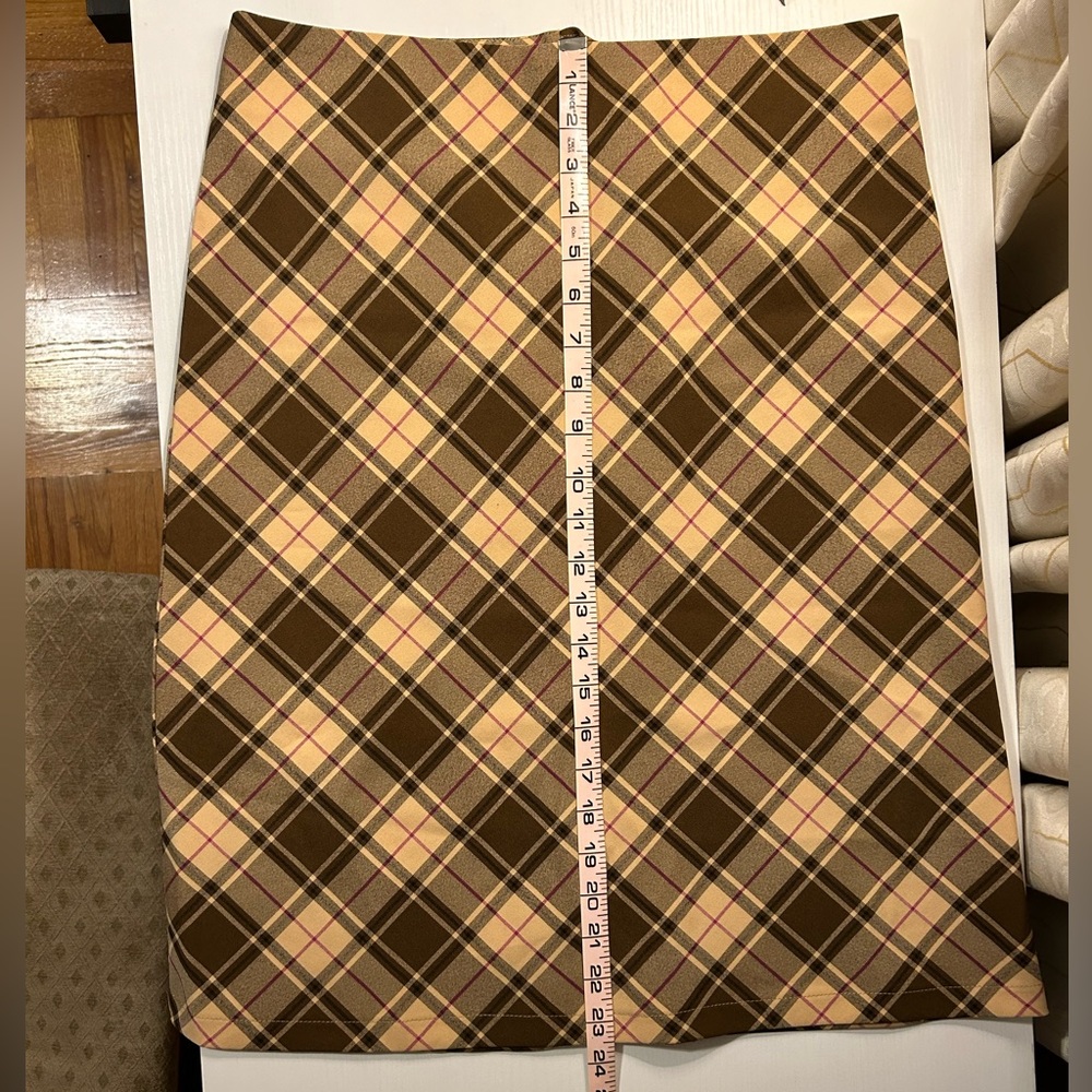 EUC A line brown and tan checkered skirt European size 40